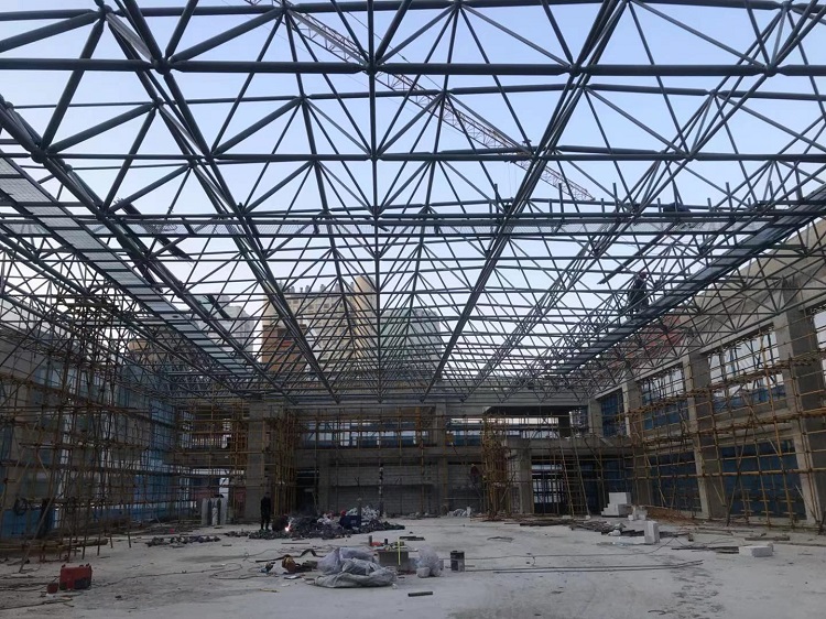 佳木斯第一附属小学体育馆网架
